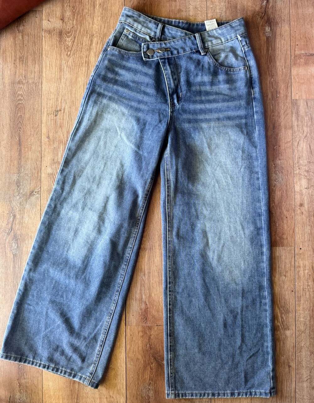 FRIFUL Highwaist Wide Leg Asymmetrical Waist Blue Jeans Size M